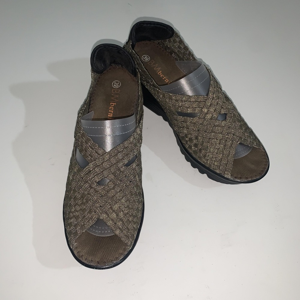 Bernie Mev Sandals Womens 8.5 Gold Stretch Woven Strappy Wedge Comfort EU39